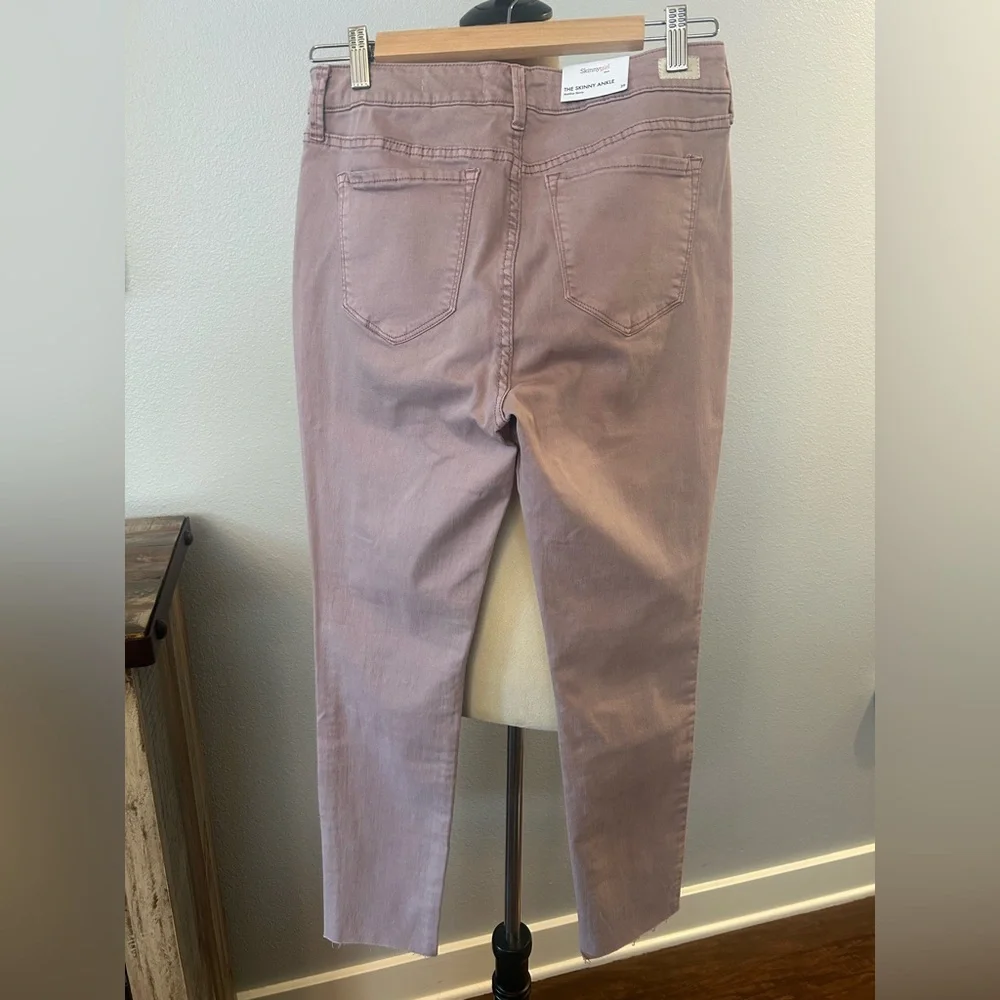 Skinnygirl Lavender Skinny Ankle Jeans    NWT - Picture 3 of 10